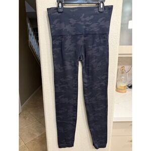 SPANX Camo Print Look at me Now High Waist Seamless Leggings Black  L